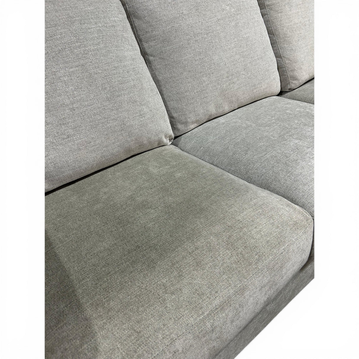 Thomasville Dillard 2-piece Fabric Sofa with Reversible Chaise