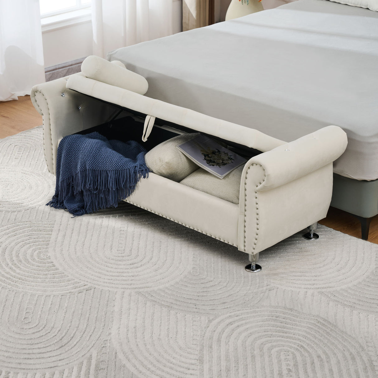 Storage Bench With Crystal Buttons And 1 Pillow For Bedroom