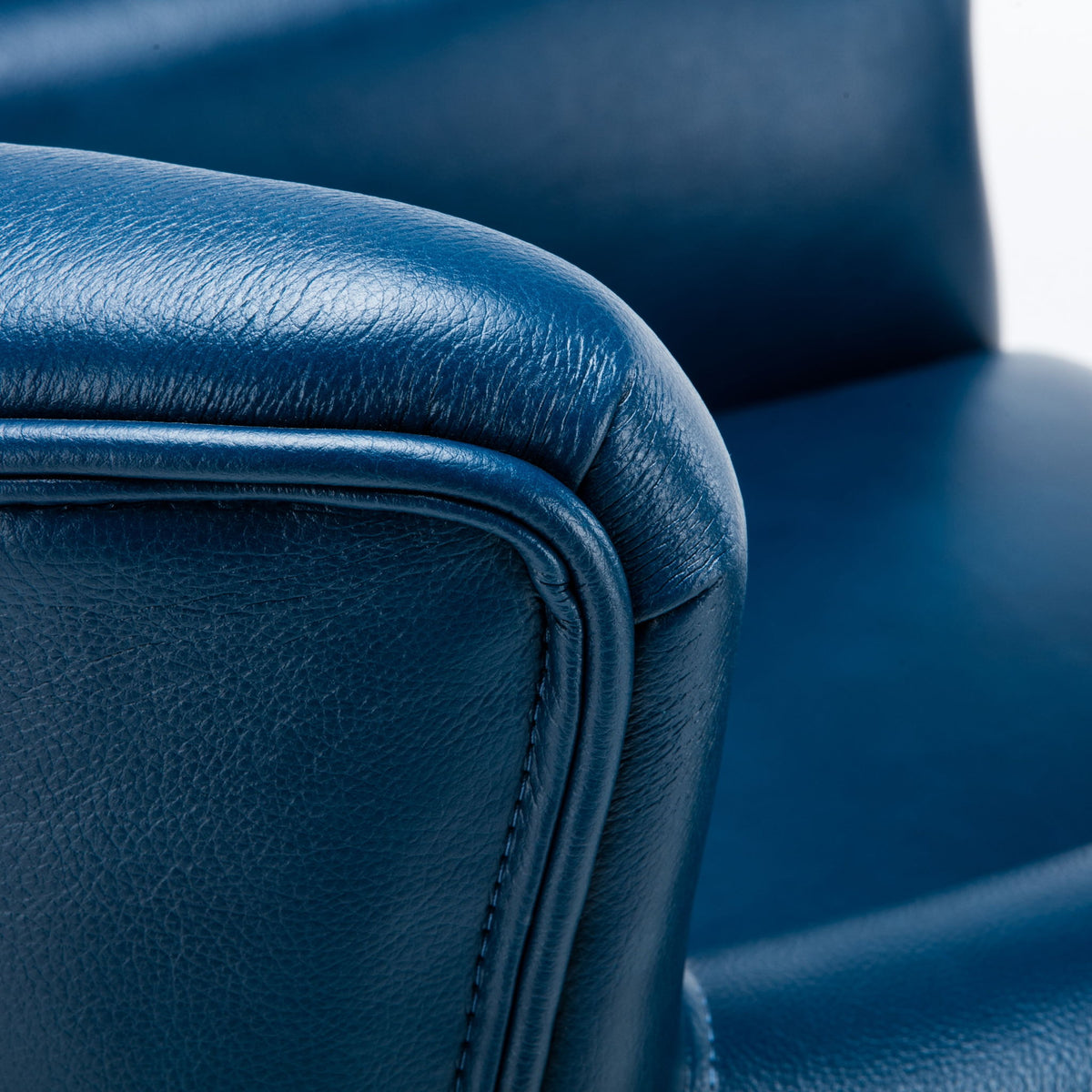 Hadley - Club Chair