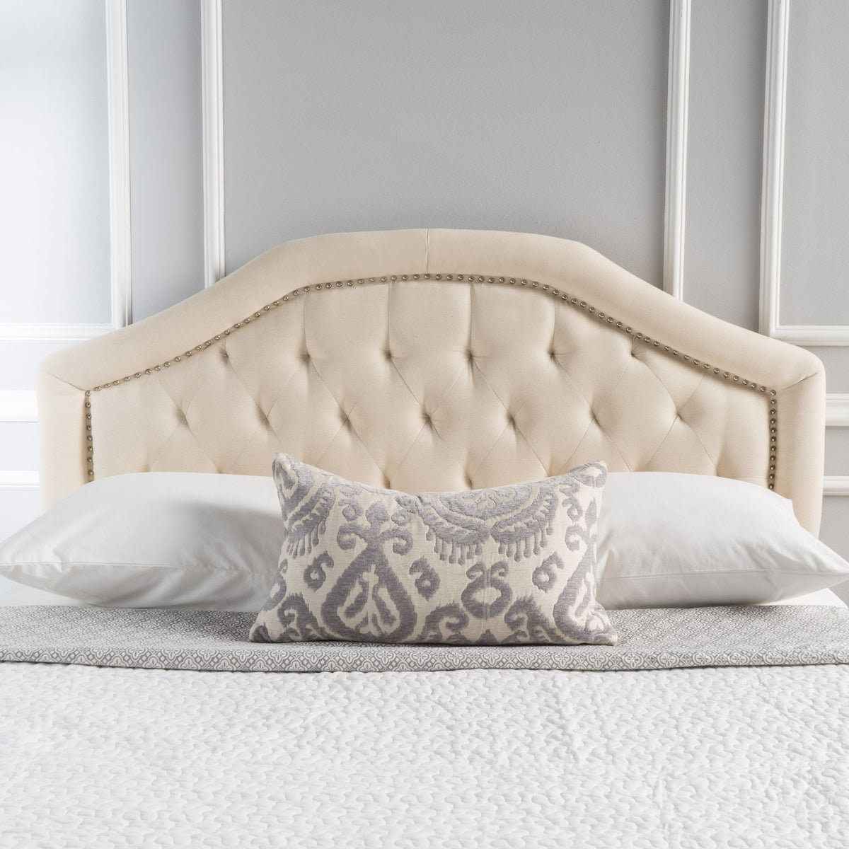 Queen & Full Size Headboard With Diamond Tufting And Nailhead Trim - Beige