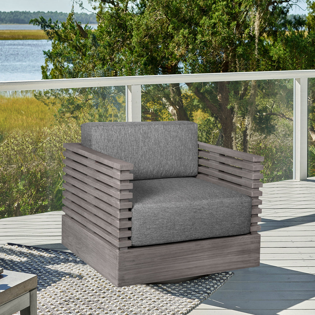 Vivid - Swivel Outdoor Patio Chair