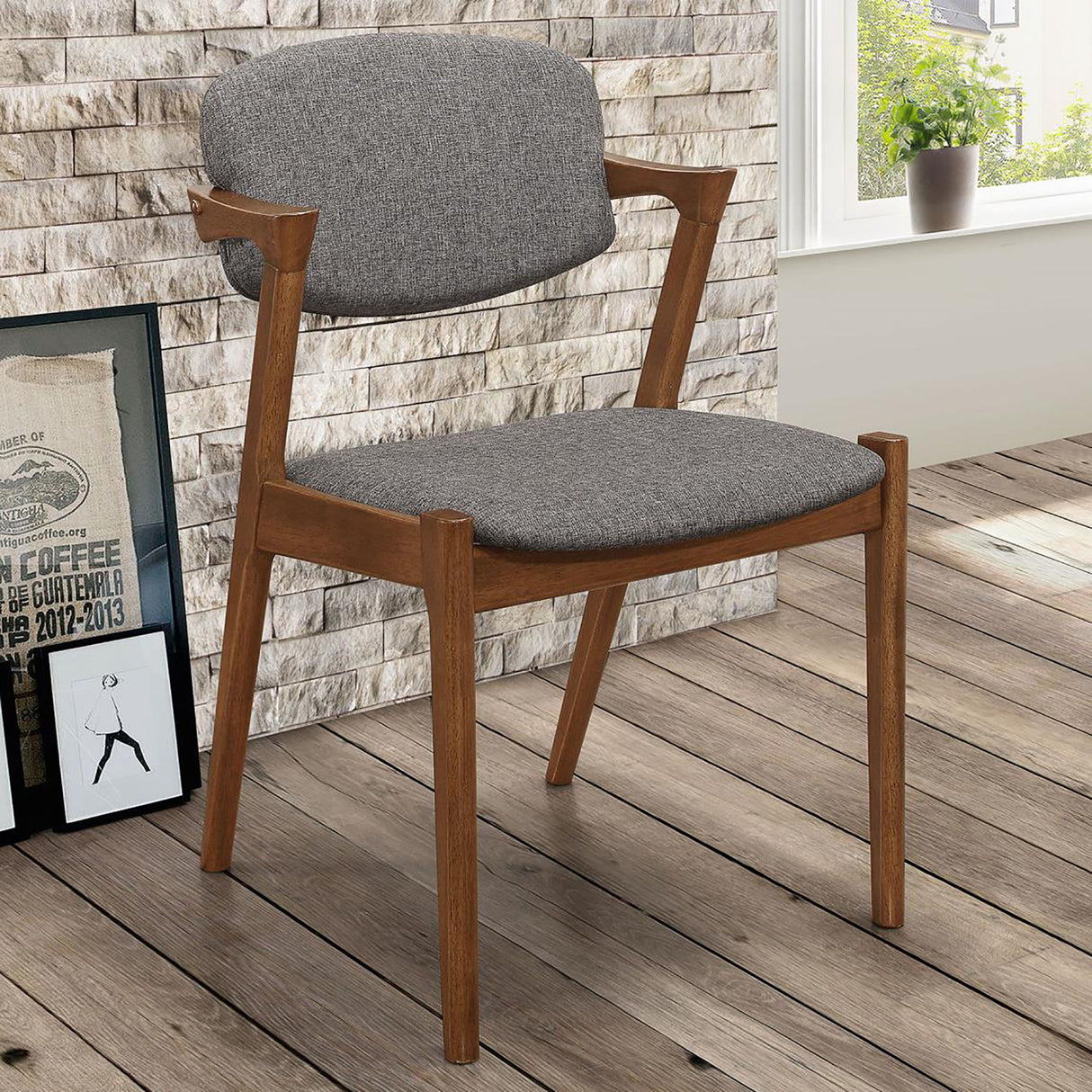 Modern Dining Chair And Zigzag Arm Design (Set of 2)