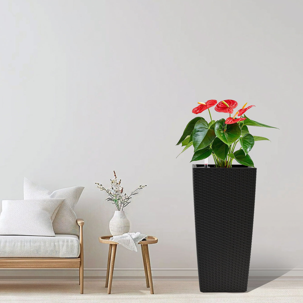 Indoor Outdoor Planter With Automatic Watering System