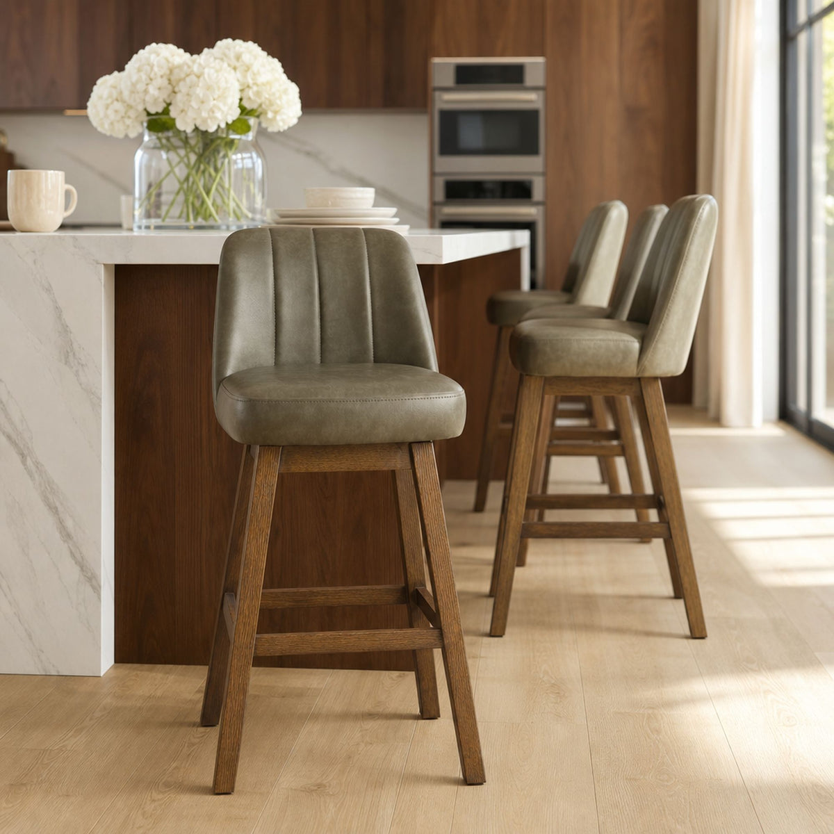 Sonny - Adjustable Height Swivel Barstool
