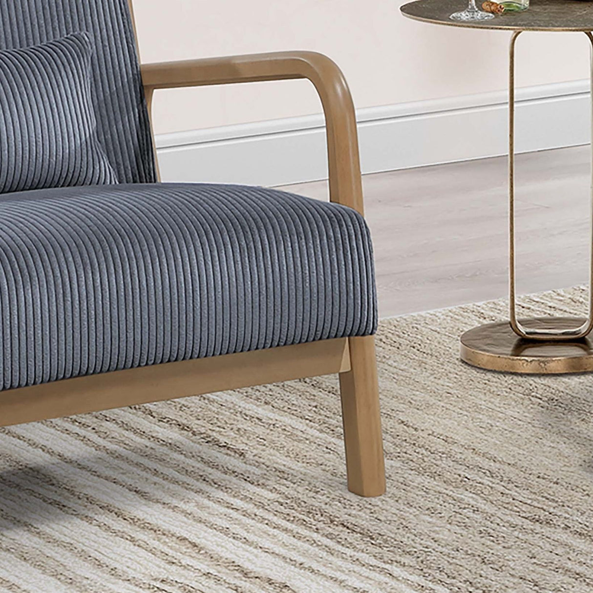 Accent Chair With Plush Cushion