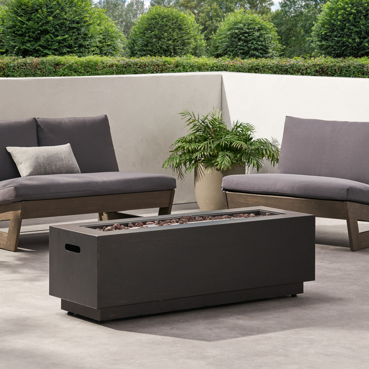 Modern Outdoor Iron Propane Fire Pit with 50000 Btu in Sleek Design