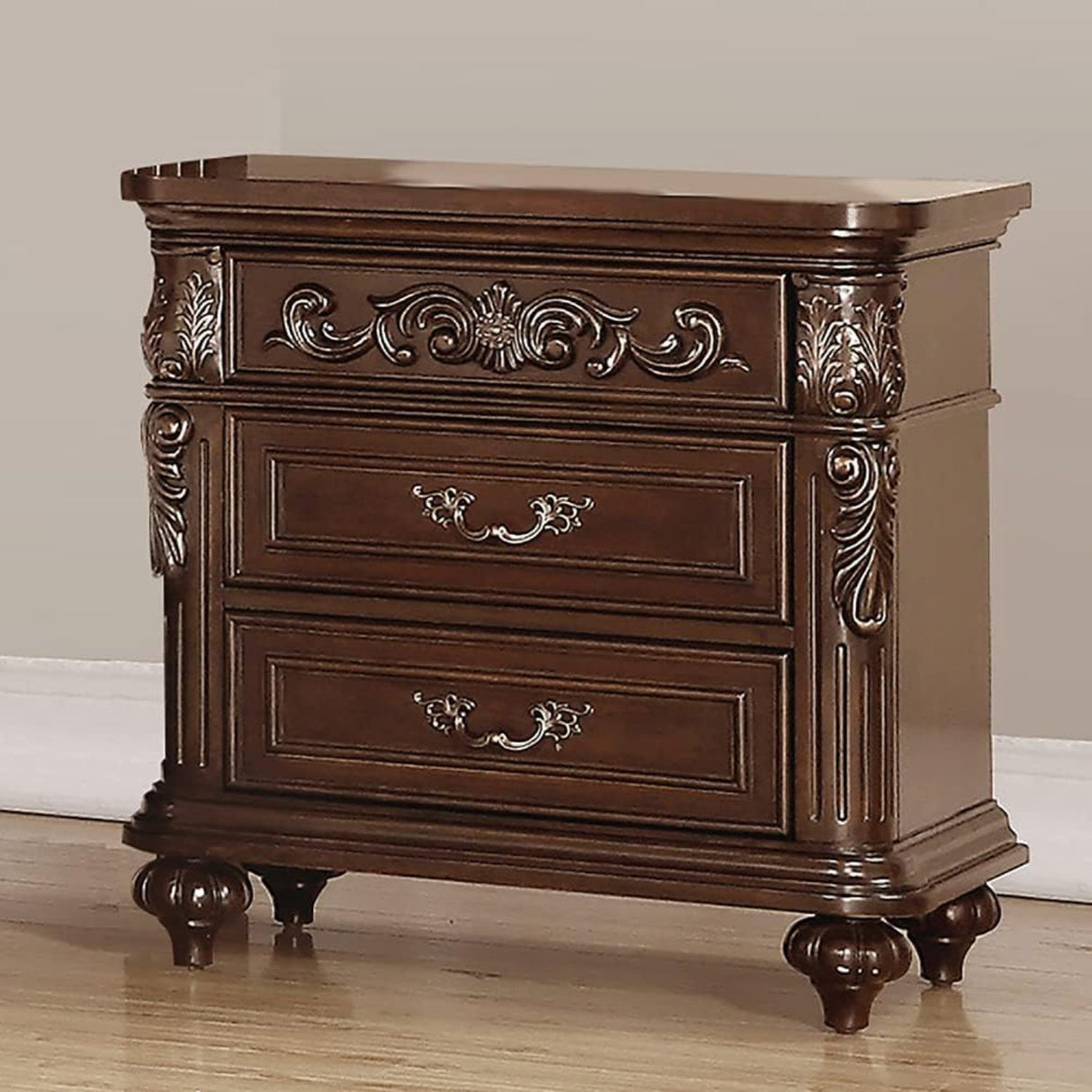 3 Piece Bedroom Set With Tufted Headboard And 2 Nightstands