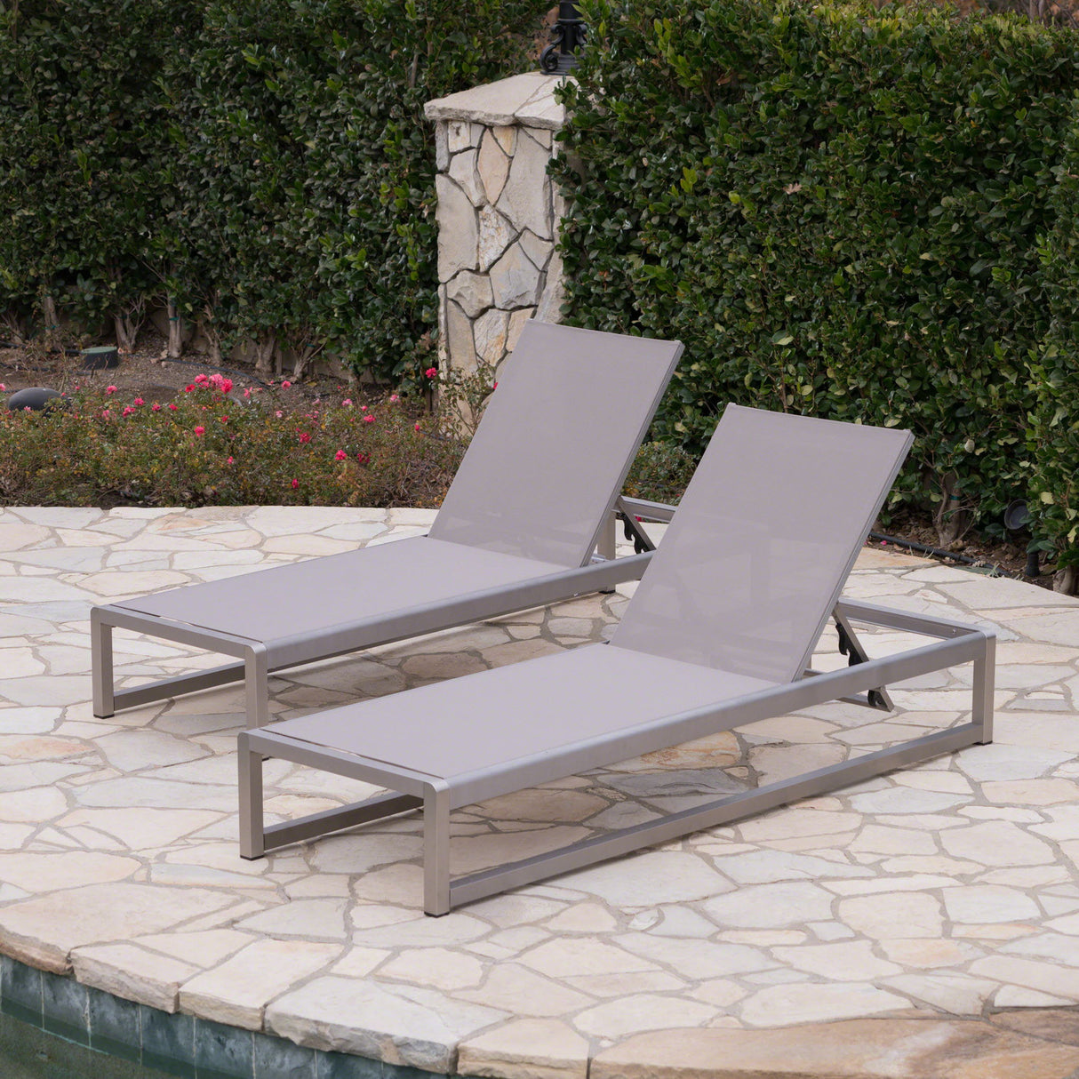 Outdoor Chaise Lounge (Set of 2) With Adjustable Aluminum Frame And Textilene Mesh Seating - Gray