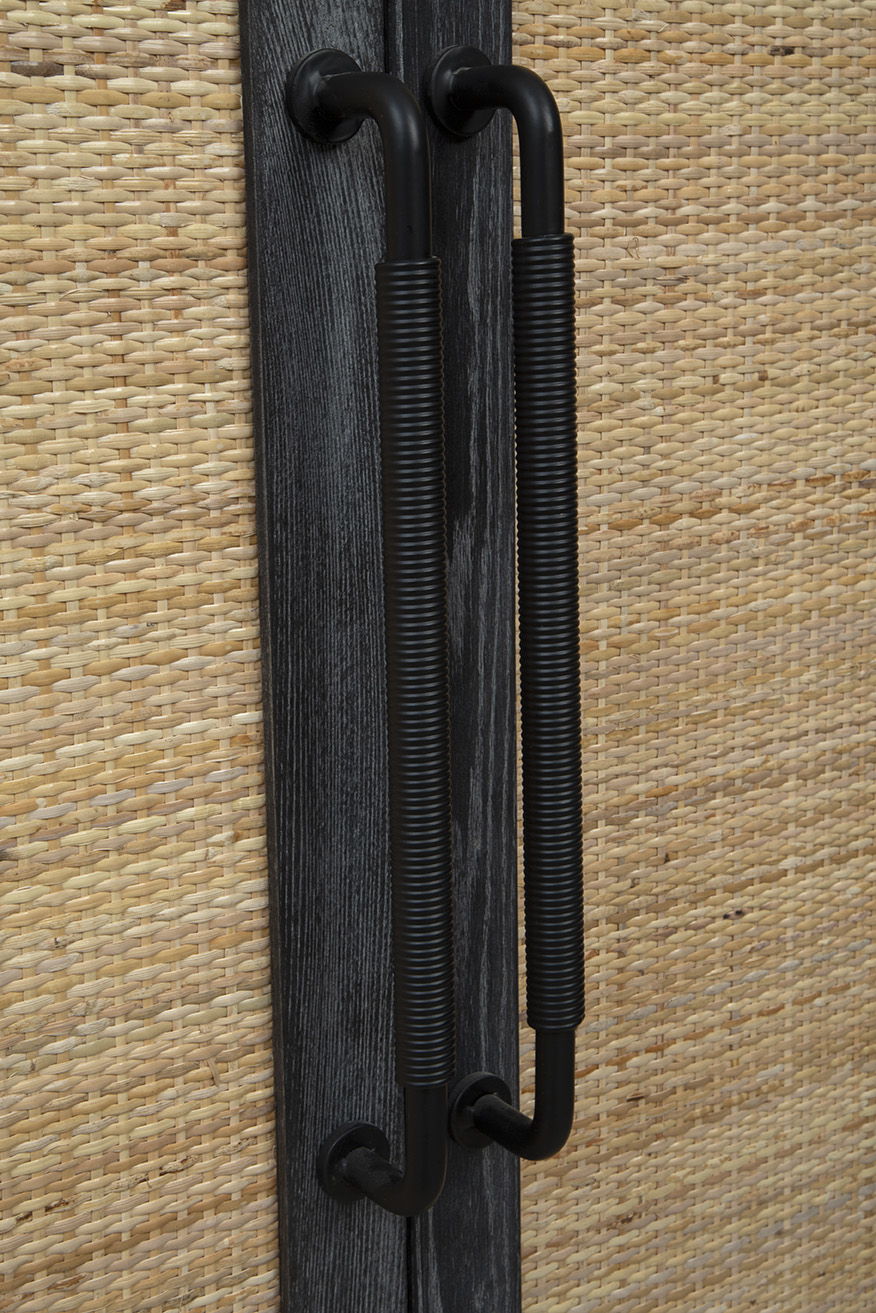 Eloise - Cabinet - Black / Light Brown