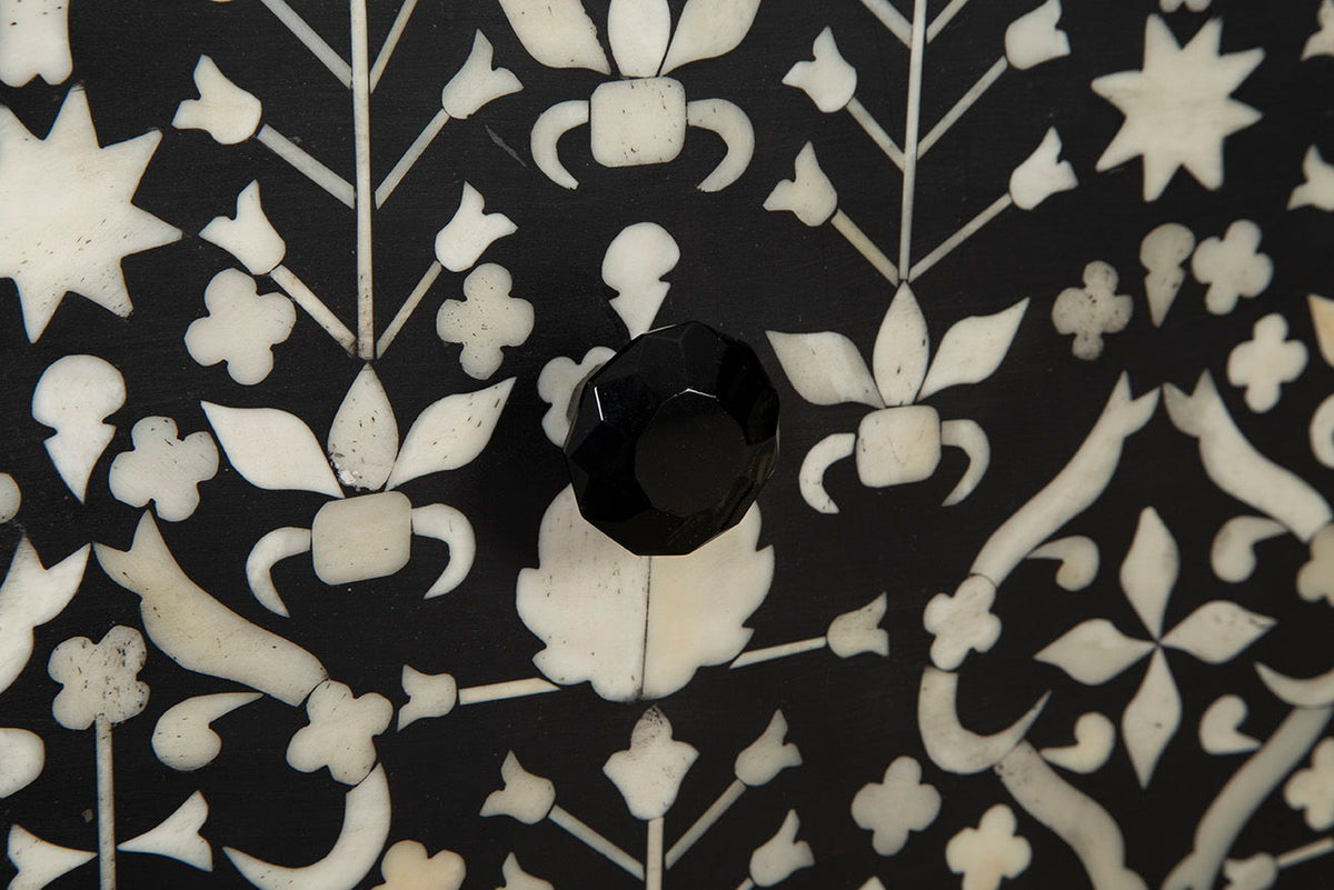 Mogli - Chest - Black