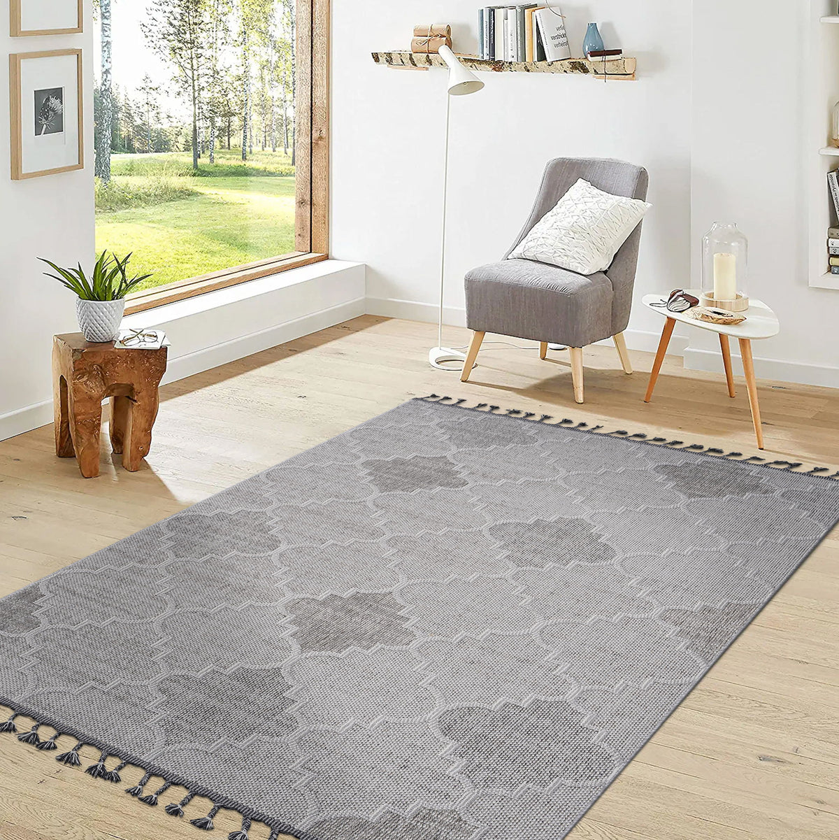 Guros - 6' X 9' Trellis Indoor / Outdoor Area Rug - White / Gray