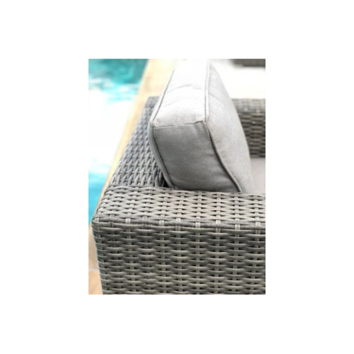 Minnesota - Club Chair - Multicolor