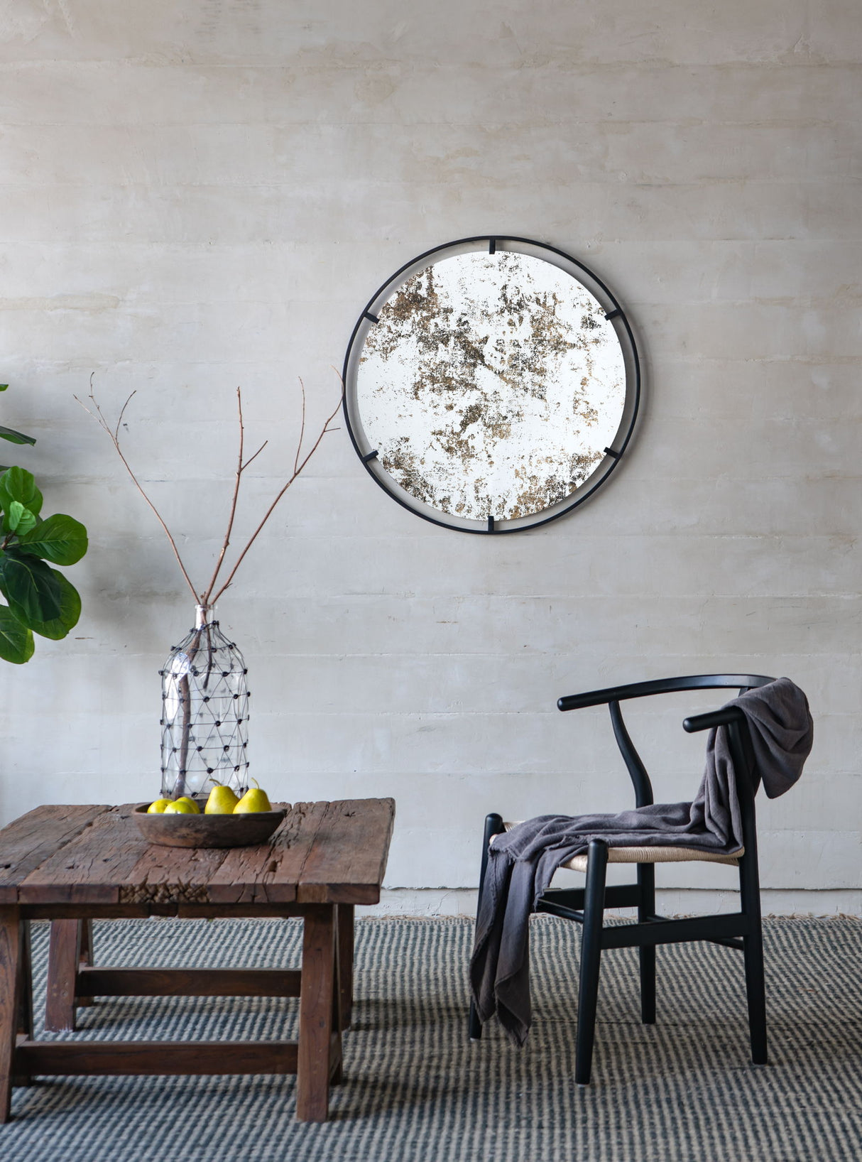Theodor - Mirror With Industrial Design Round Mirror With Metal Frame For Wall Decor & Entryway Console Lean Against Wall - Black - Wall Mirrors - Alpine Outlets