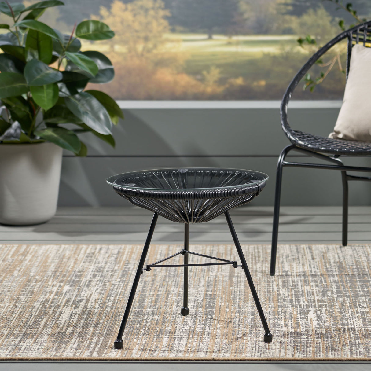 Nusa - Side Table With Tempered Glass Top - Black