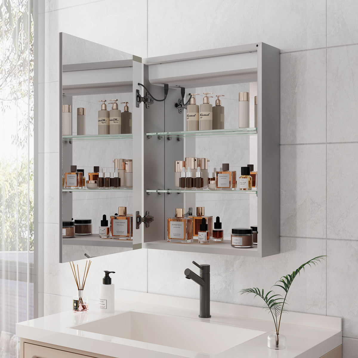 Bathroom Medicine Cabinet With Lights, LED Medicine Cabinet With Mirror, Lighted Medicine Cabinet With Defogger