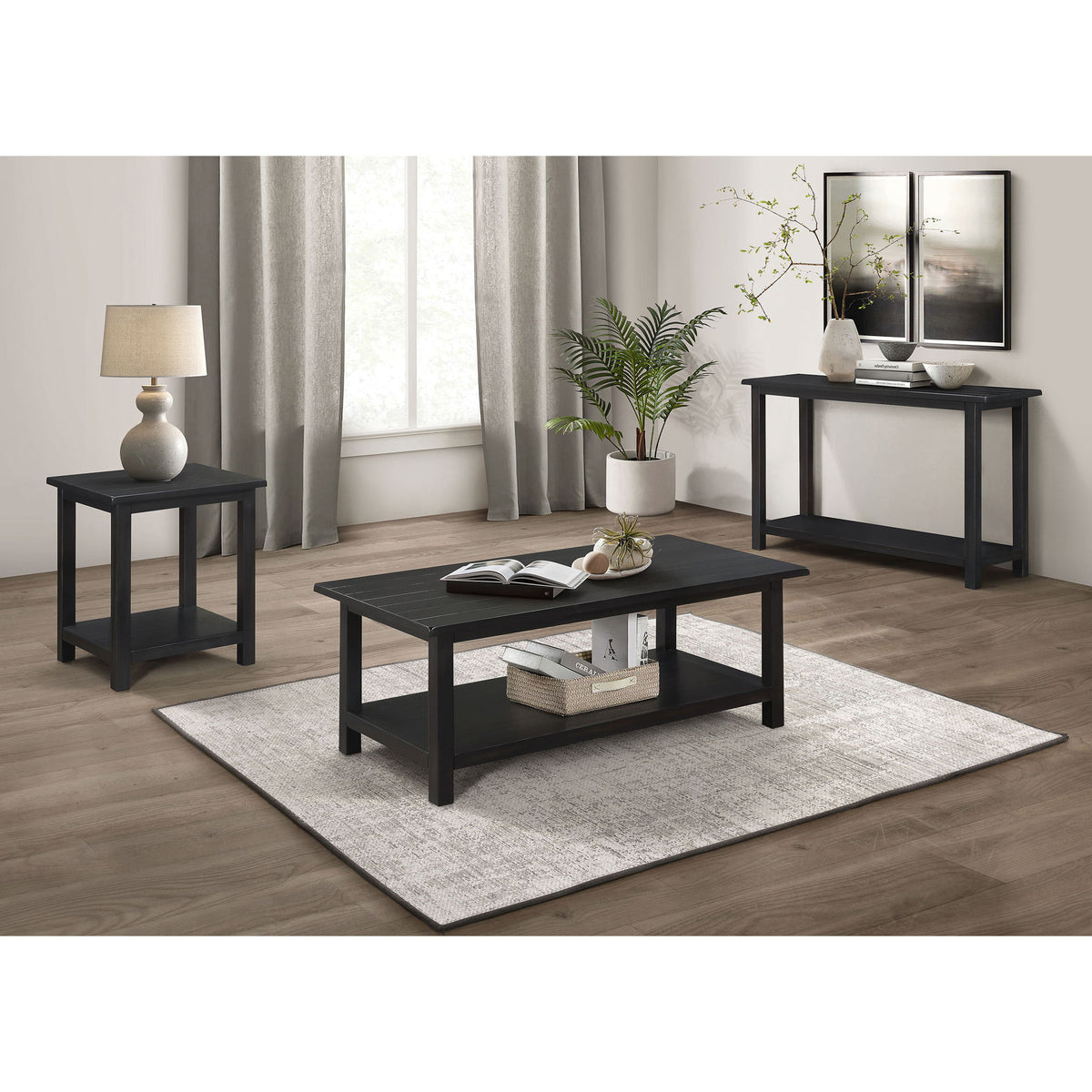 Castleton - Table