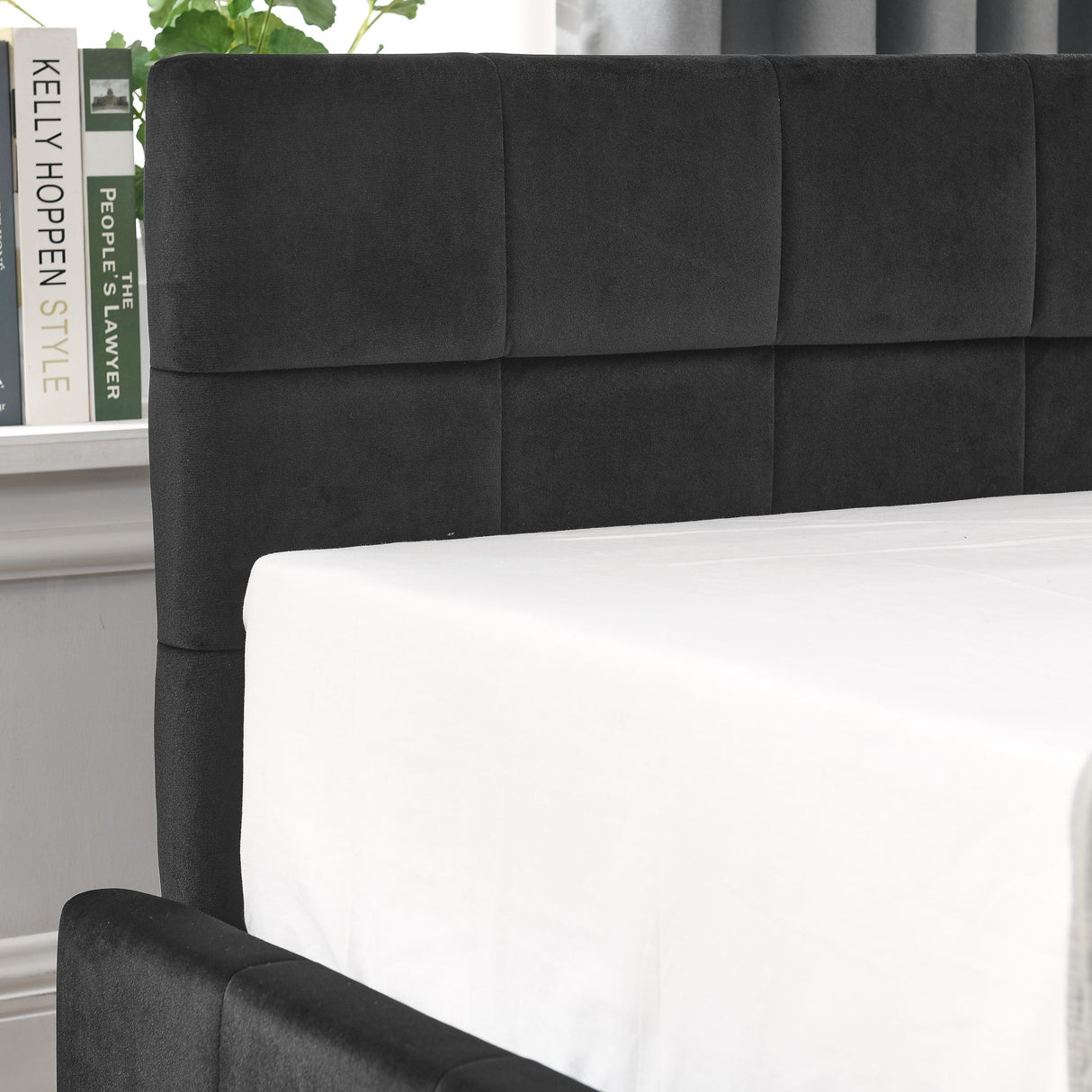 Storage Elegant Upholstered Tufted Bed Frame With Backrest And Armrests