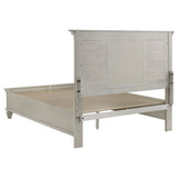 Lockeford - 4 Piece Queen Size Bedroom Set With Coordinated Mirror - White