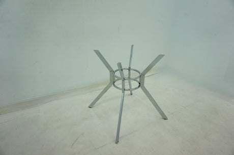 Steele 48" Round Glass Top Dining Table in Chrome