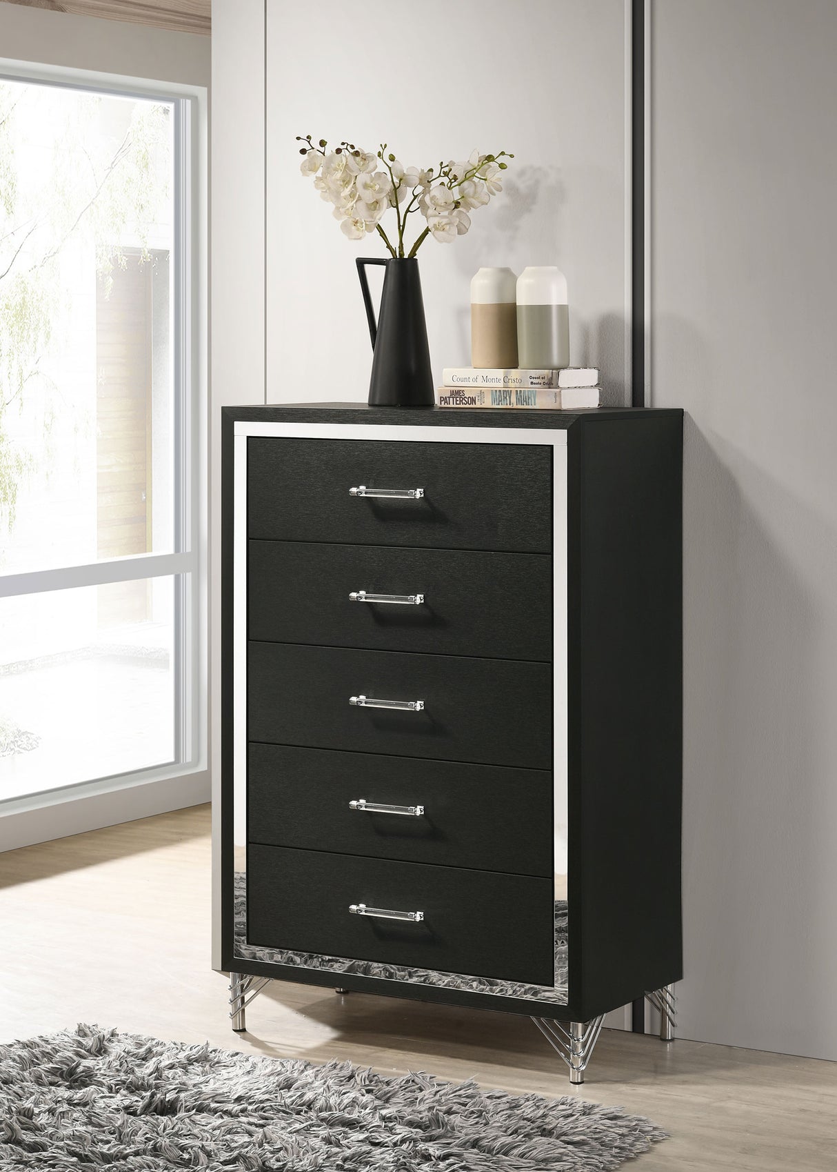 Lucia 5-Drawer Chest of Drawers - Black