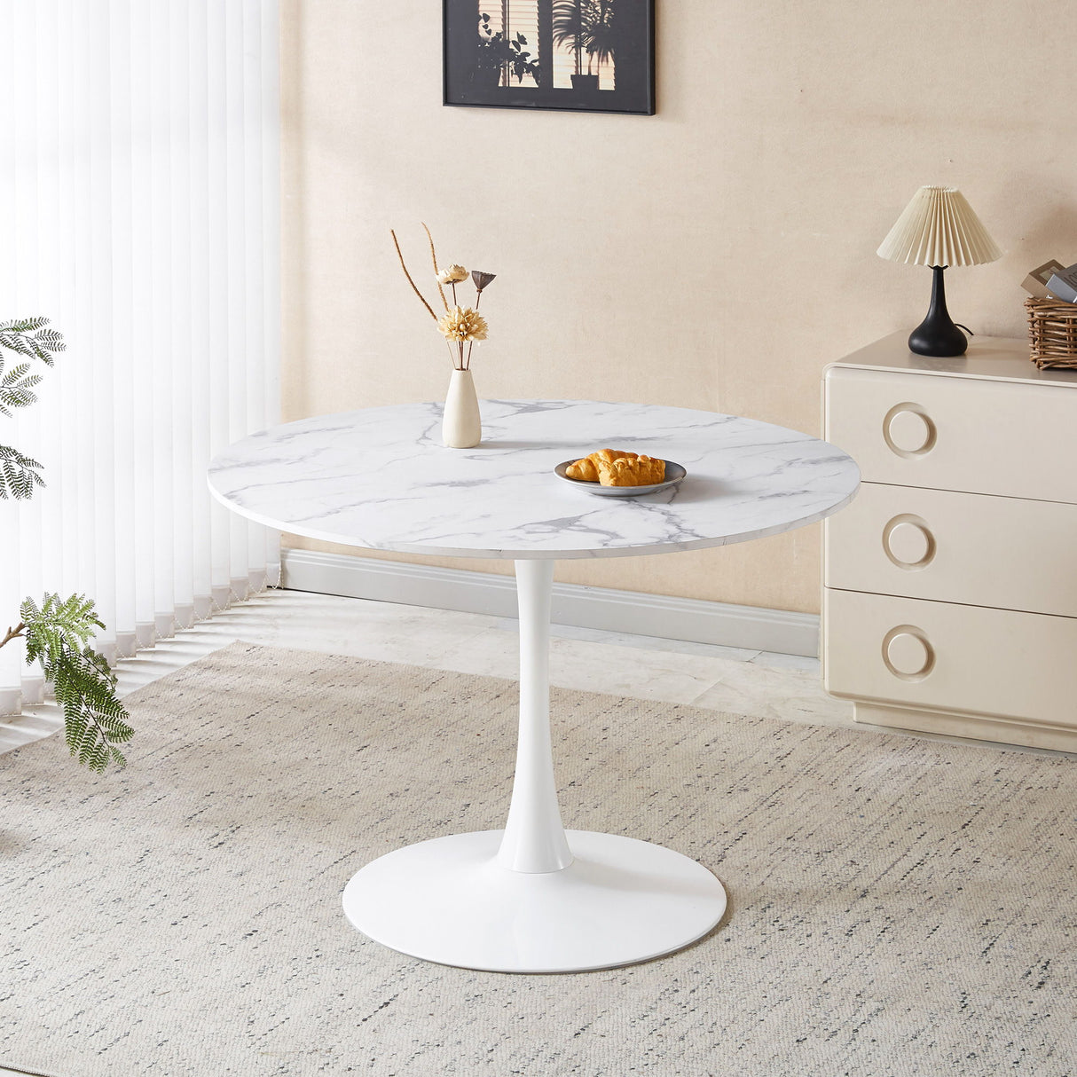 Round Tulip Table, Pedestal Design