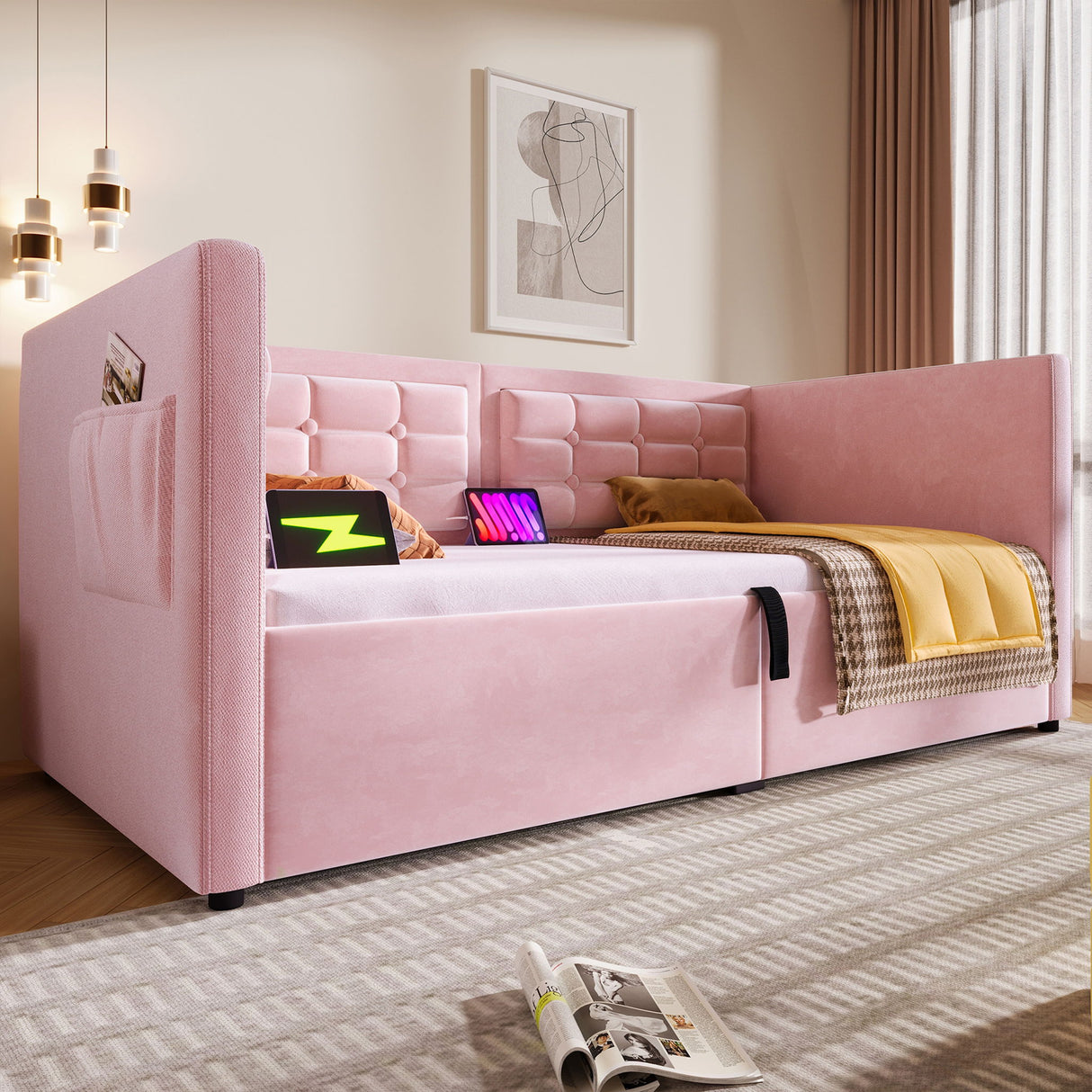 Upholstered Daybed With Hydraulic Storage And USB / Type - C Charging