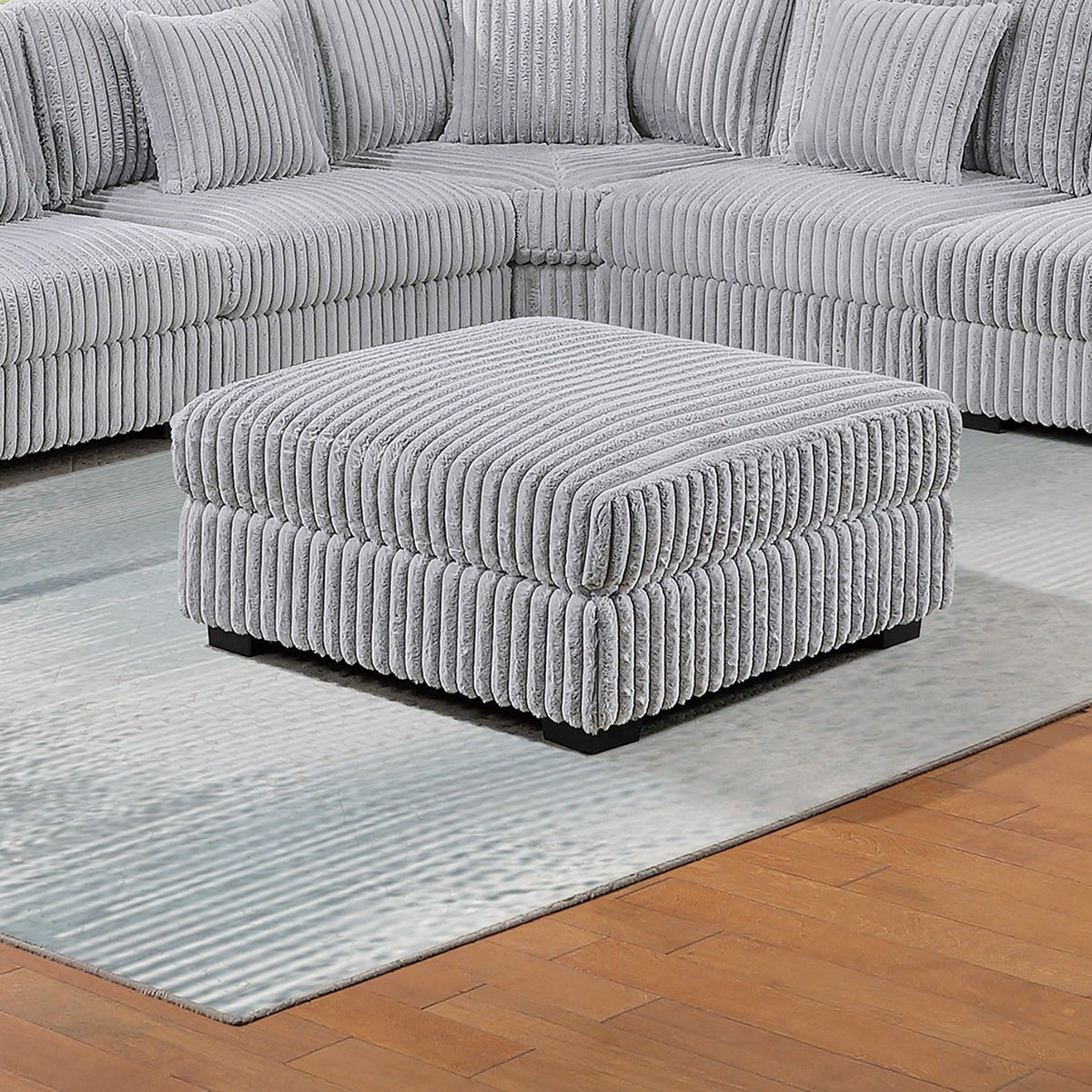 Ottoman - Gray / Mink