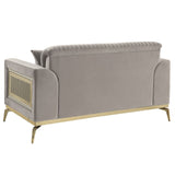 Antigua - Loveseat