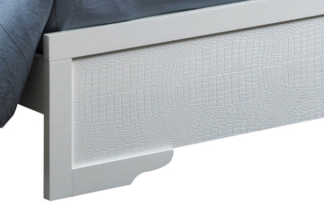 Transitional Full Bed - Champagne