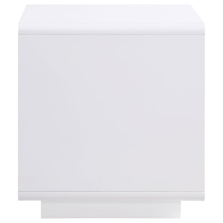 Paseo Square End Side Table in White High Gloss