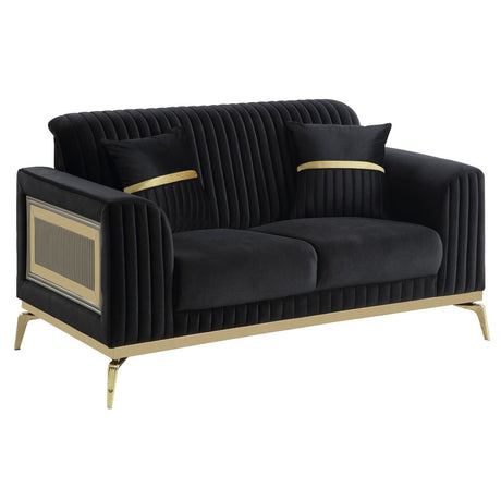 Antigua - Loveseat