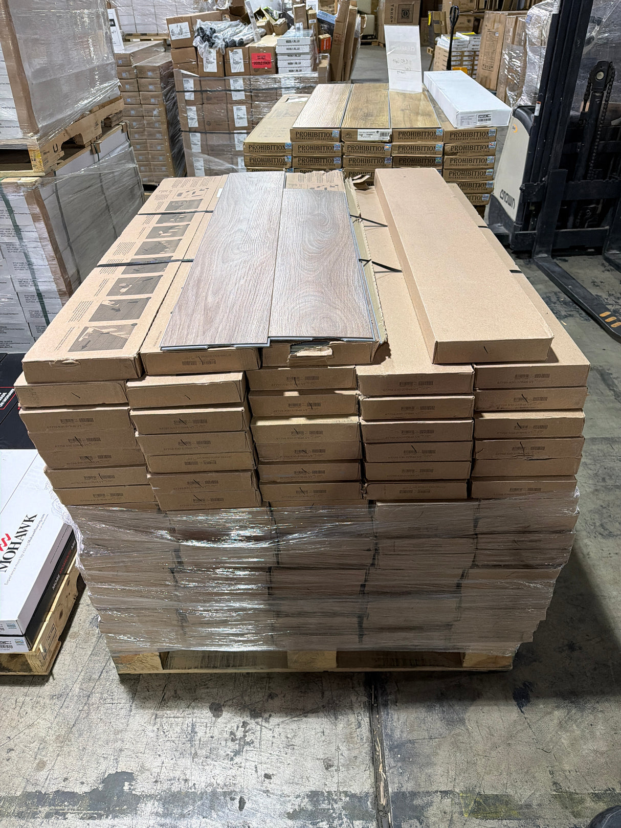Mohawk Home Thistle Crest 5mm Thick 7.5in x 48in Waterproof Luxury Vinyl Plank Flooring