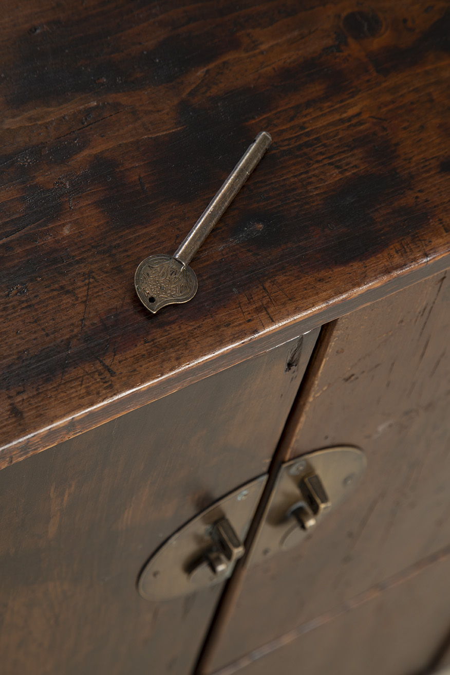 Farley - Antique Cabinet - Dark Brown