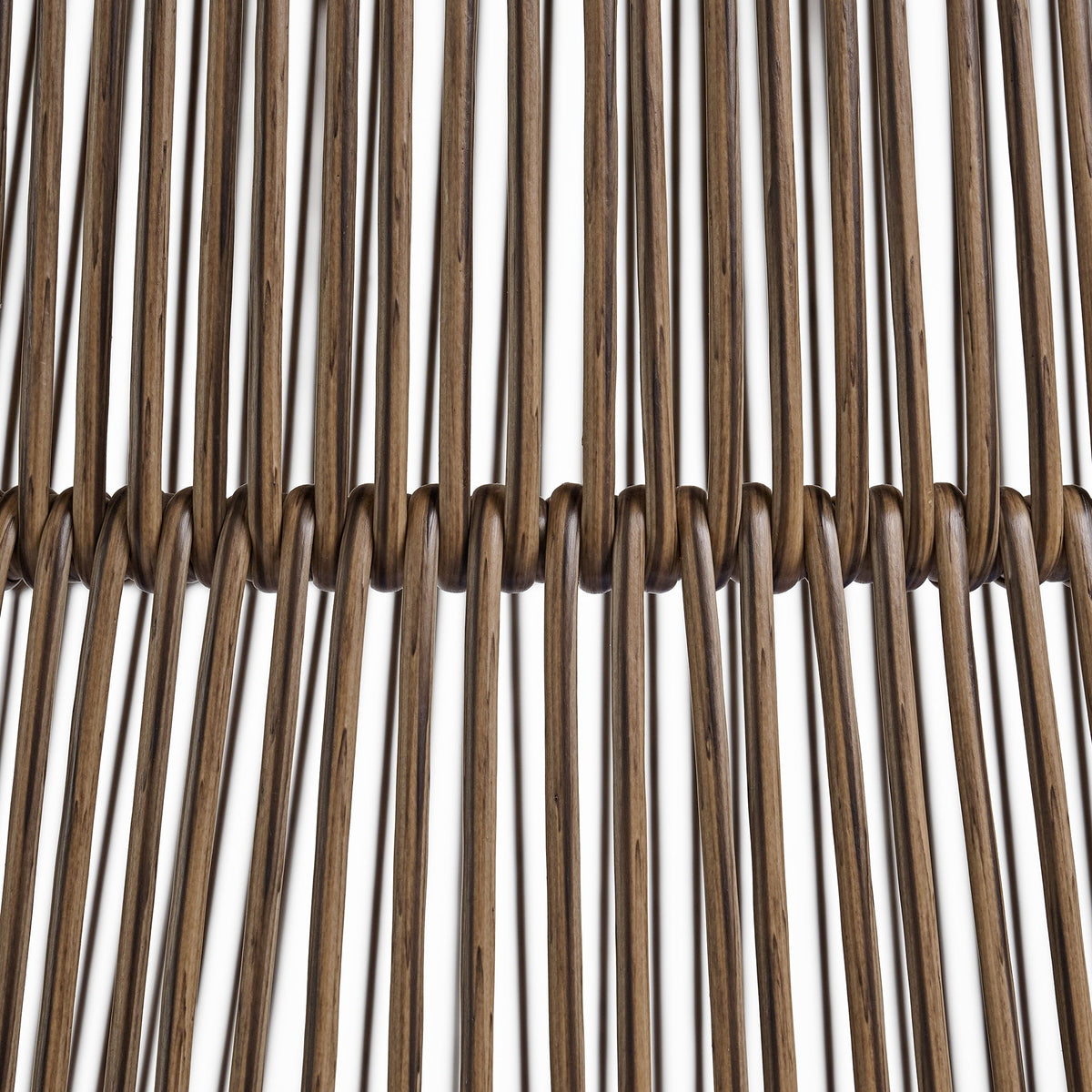 Alesso - Round Dining Table - Brown / Sand