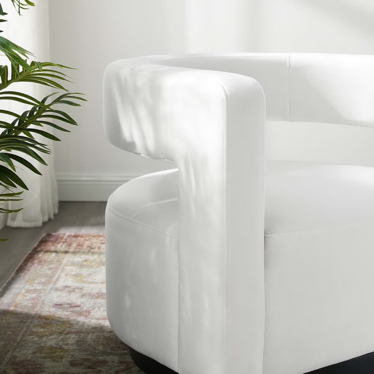 29 Inch Performance Velvet Swivel Armchair with Cutaway Back