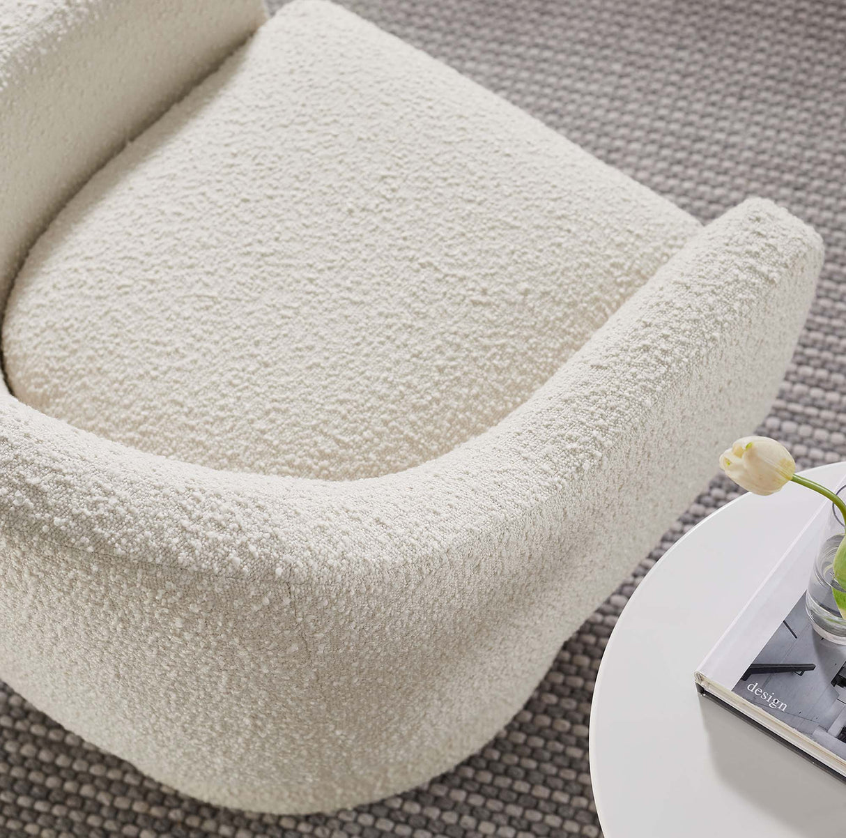 31 Inch Boucle Fabric Swivel Chair