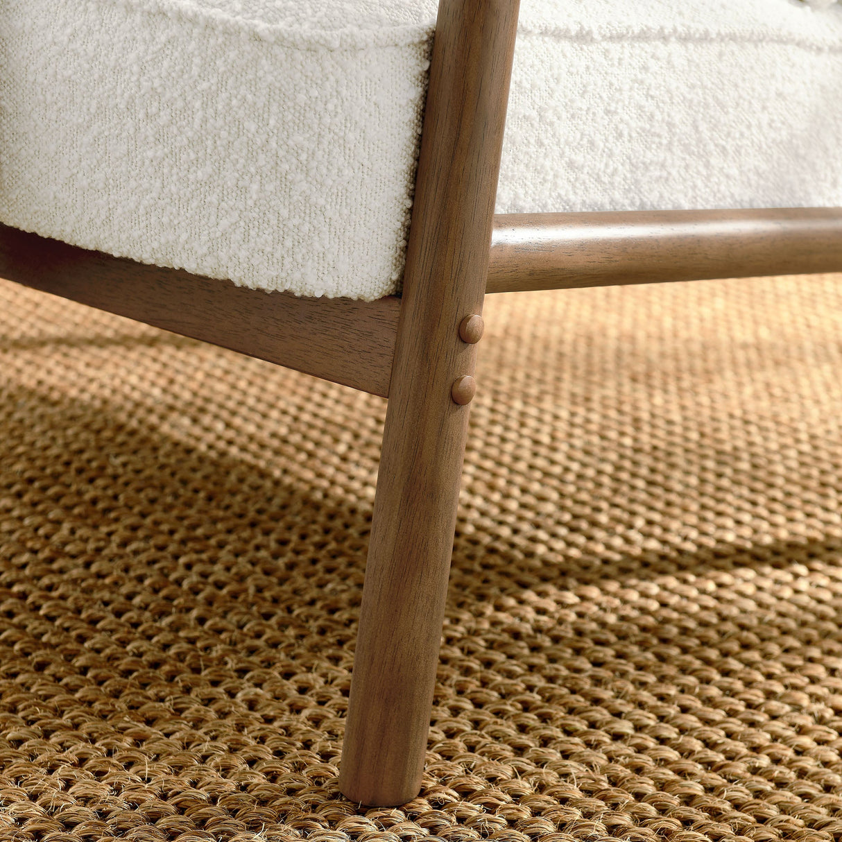 26 Inch Mid-Century Modern Boucle Fabric Armchair
