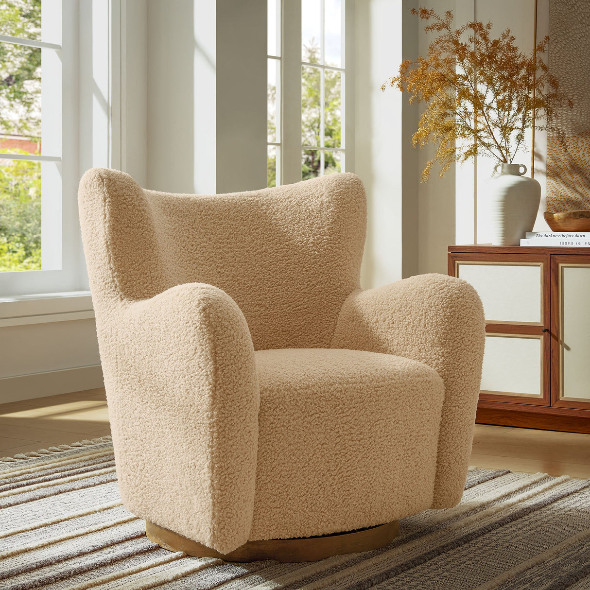 31 Inch Wingback Sherpa Swivel Accent Chair