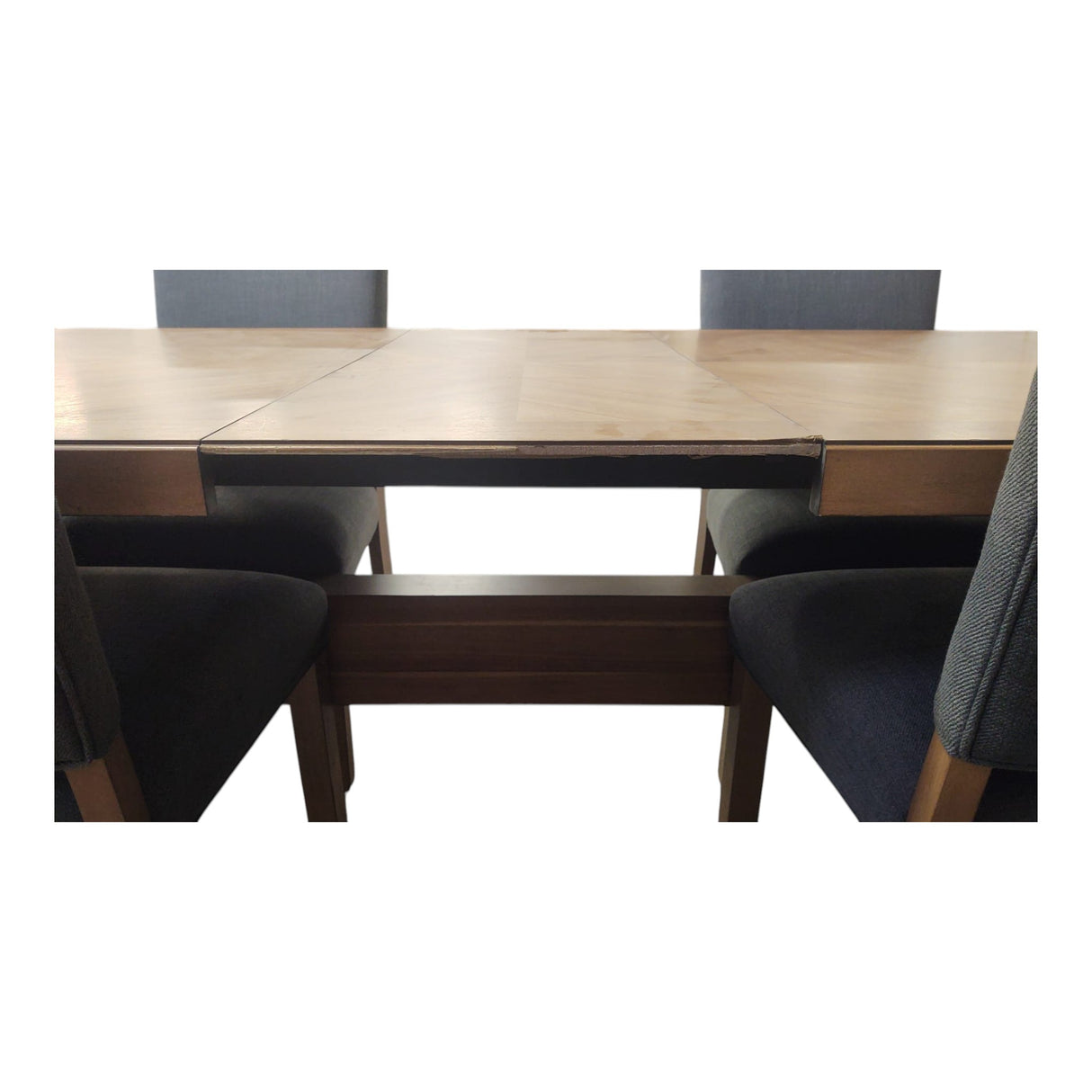 Zealand 7 Piece Dining Set