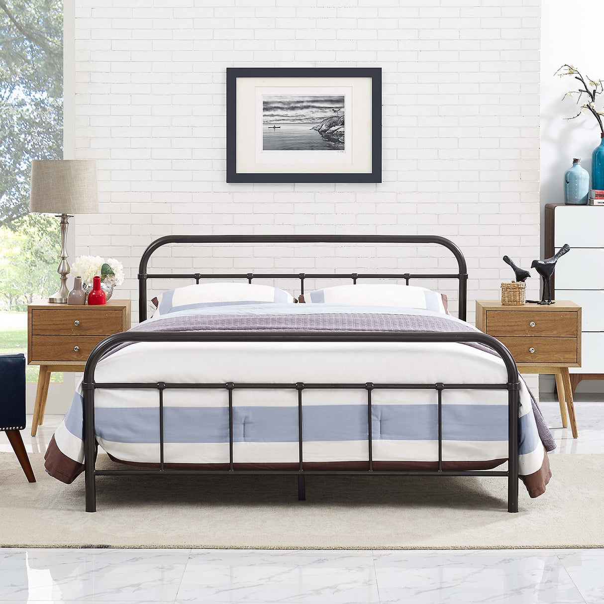 Rustic Metal 4-Poster Style Platform Bed