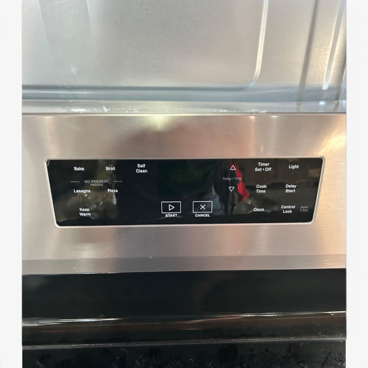 Whirlpool 30 in. 4-Burner Element Freestanding Electric Range in Stainless Steel with Thermal