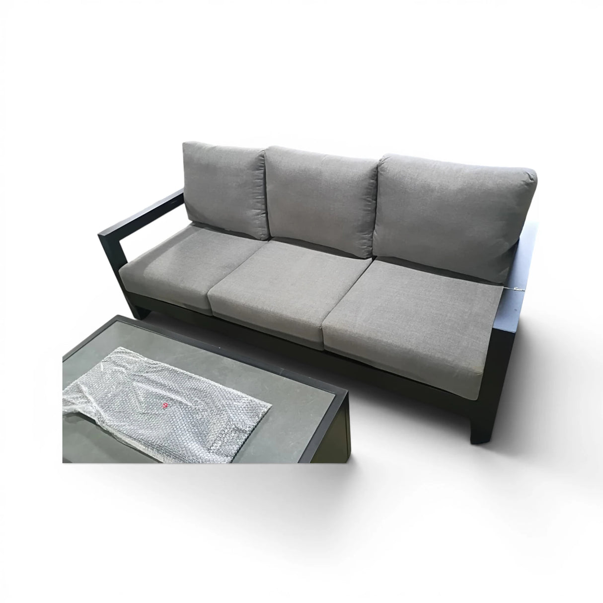 Henredon Trego 5-piece Fire Outdoor Patio Seating Set
