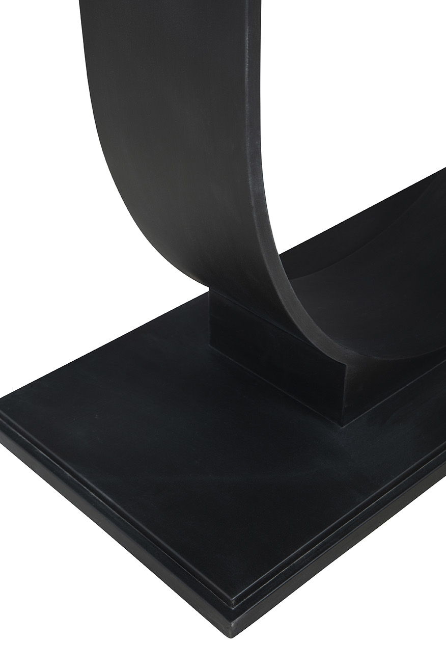 Yuca - Console - Dark Gray / Black