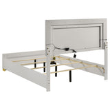 Bedroom Set With Accents