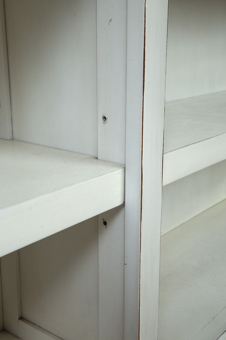 Oceanside - Console - White