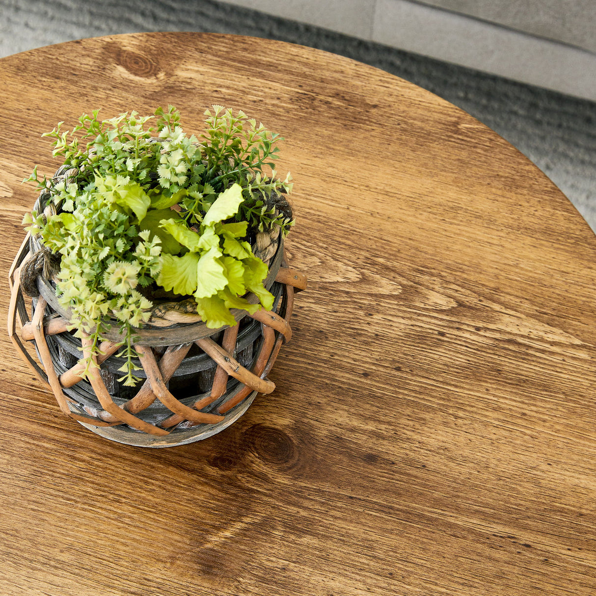 Circular Coffee Table With Adjustable Feet