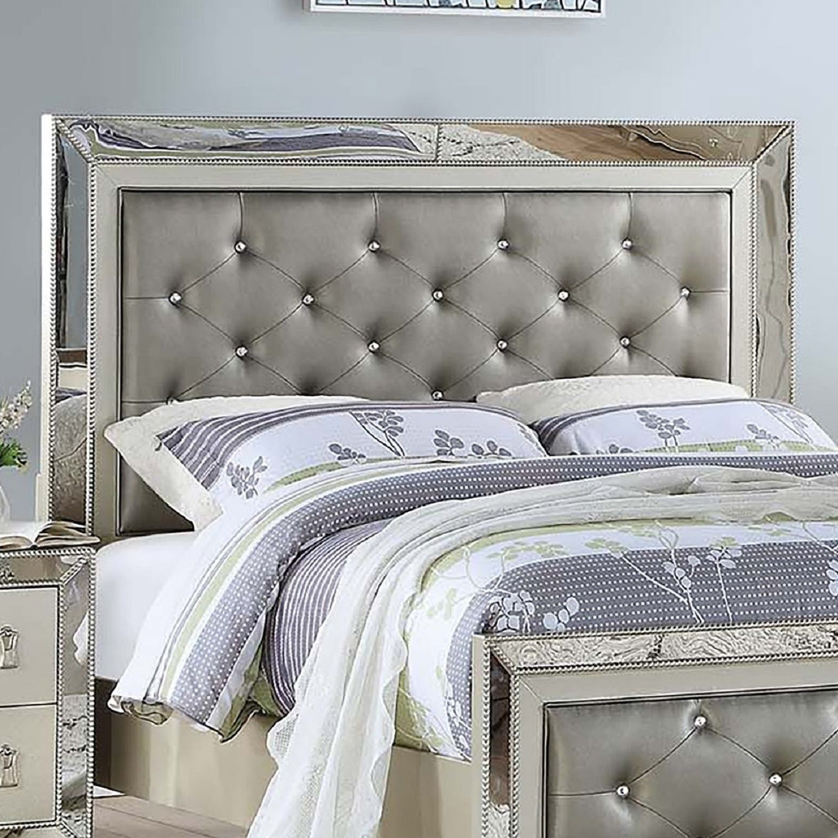 Glamorous Tufted Headboard Bed With Mirror Trim