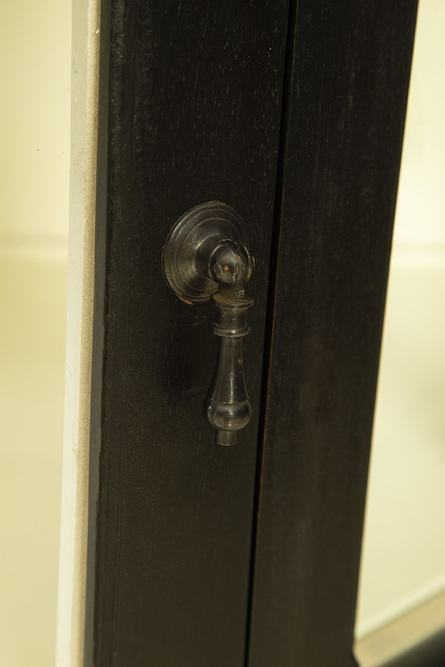Franklin - Display Cabinet - Black