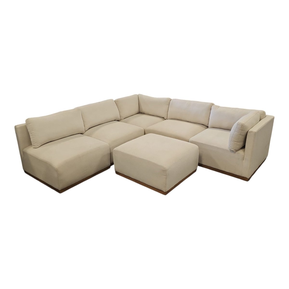 Henredon Murphy Fabric Modular Sectional with Ottoman - available at Alpine Outlets in Denver