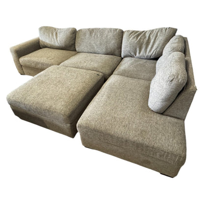 Maycen Fabric Sectional (Auction) - Alpine Outlets